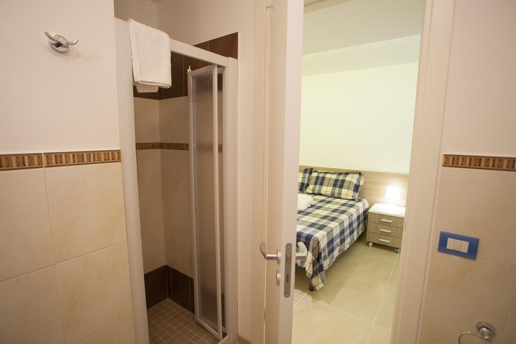 Delposto Marina Di Ragusa Prl Room photo