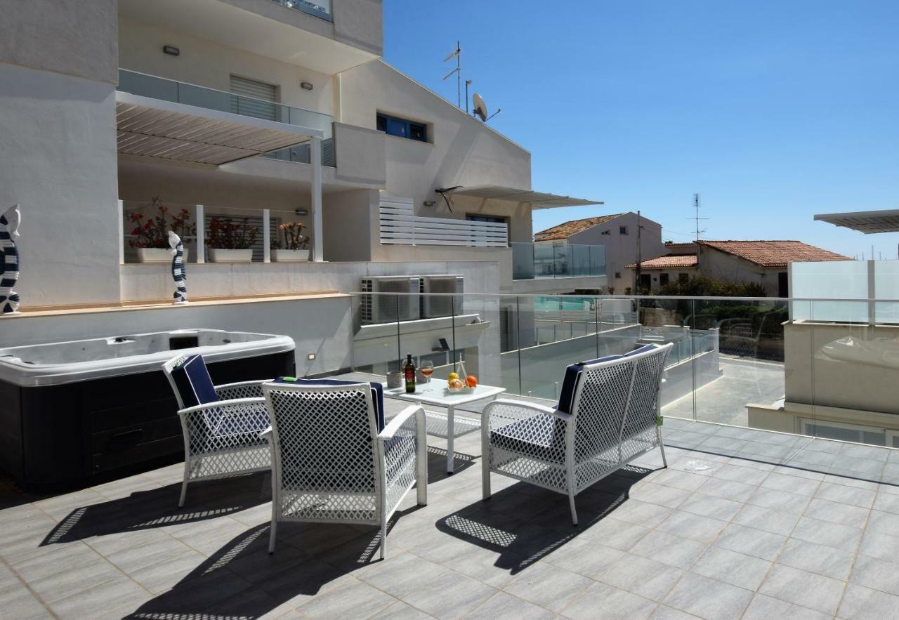 Delposto Marina Di Ragusa Prl Exterior photo